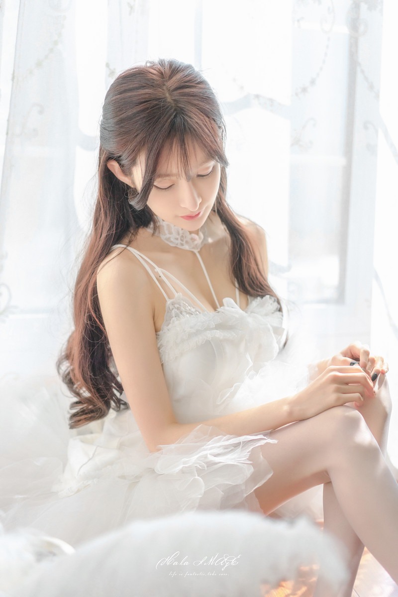 图片[1]-王羽杉 – NO.002 白裙[24P]-XikXak